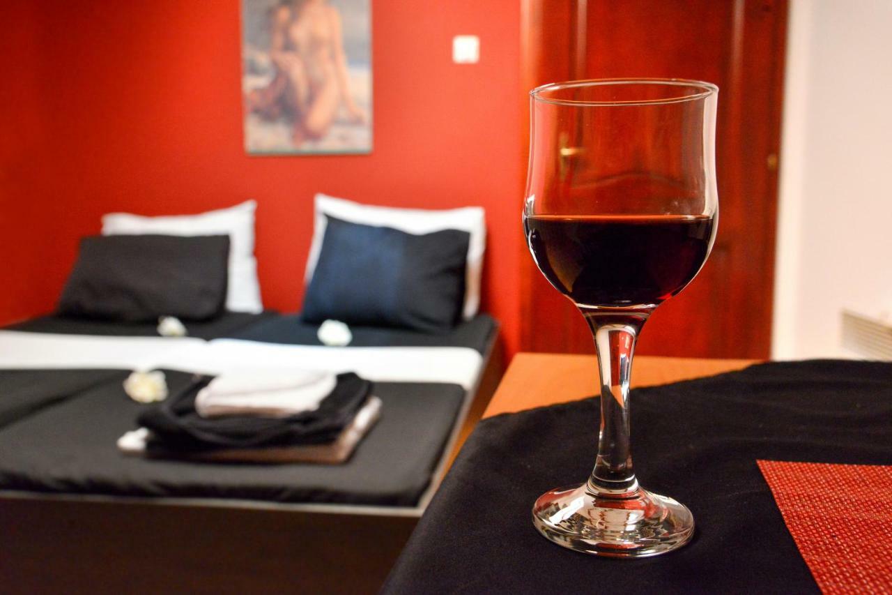 Tomas Apartments Skopje Luaran gambar