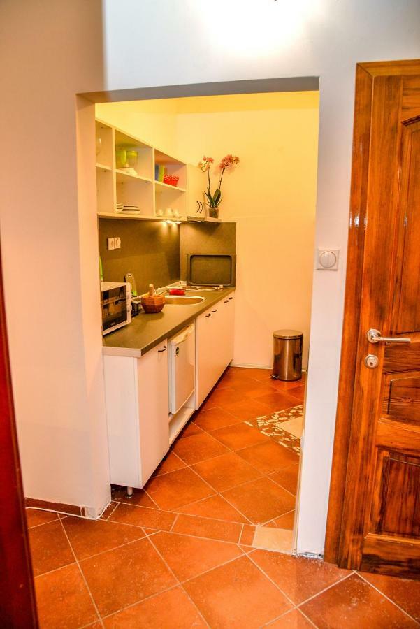 Tomas Apartments Skopje Luaran gambar
