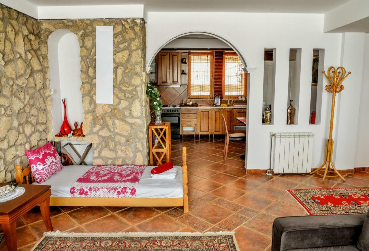 Tomas Apartments Skopje Luaran gambar